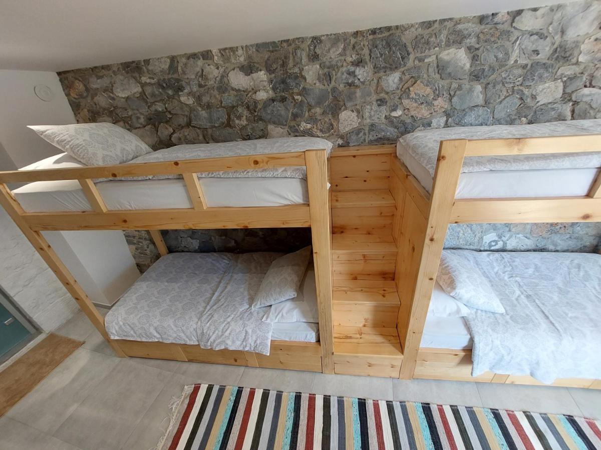 Vila Rira - Rrajce, Shebenik Perrenjas Εξωτερικό φωτογραφία
