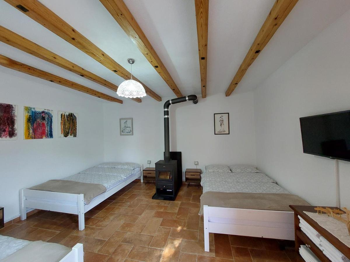 Vila Rira - Rrajce, Shebenik Perrenjas Εξωτερικό φωτογραφία