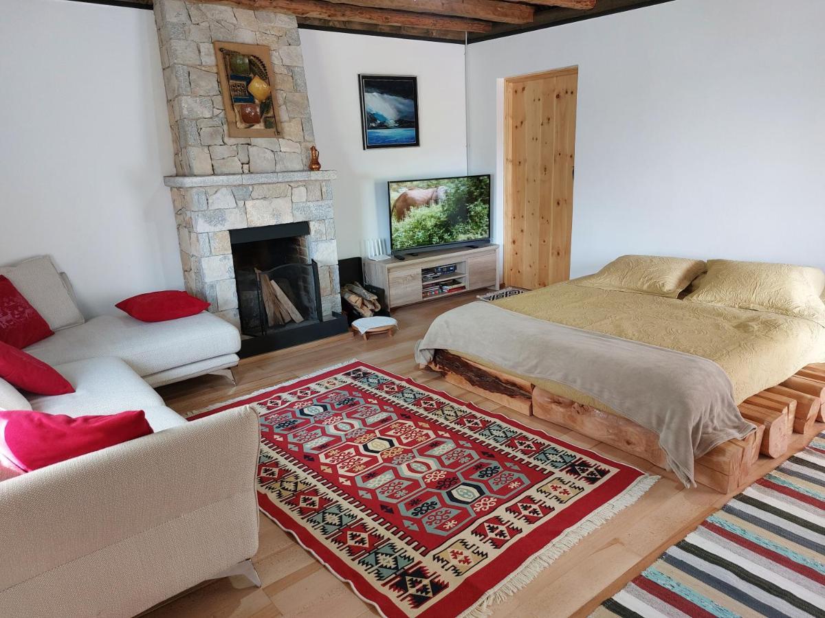 Vila Rira - Rrajce, Shebenik Perrenjas Εξωτερικό φωτογραφία
