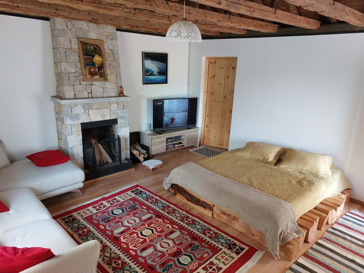 Vila Rira - Rrajce, Shebenik Perrenjas Εξωτερικό φωτογραφία